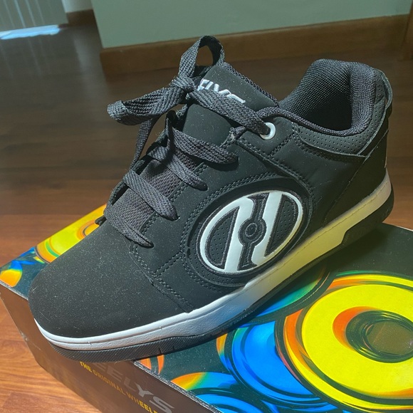 Heelys mens size 8 - Picture 3 of 3